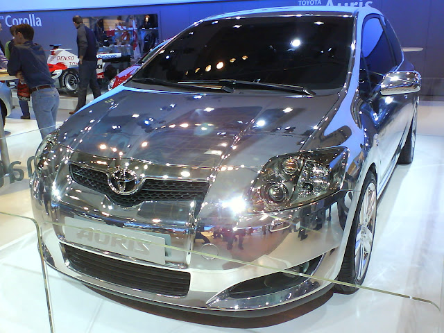 toyota%20auris%2001.jpg