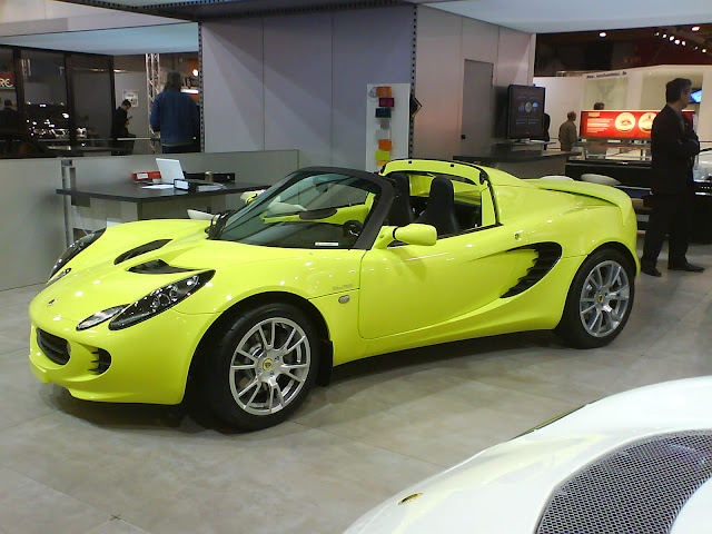 lotus%20elise%2001b.jpg